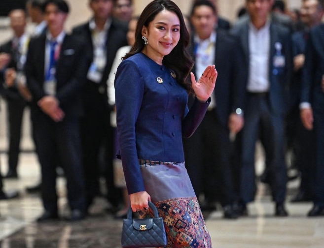 1736153896612780.png 有地有楼有车 佩通坦申报资产逾5亿元.png