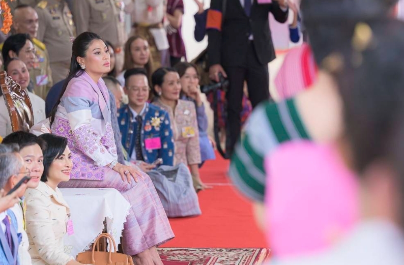 1741942534664504.png 泰国思蕊梵娜瓦瑞公主殿下出席泰北手工艺展览.png