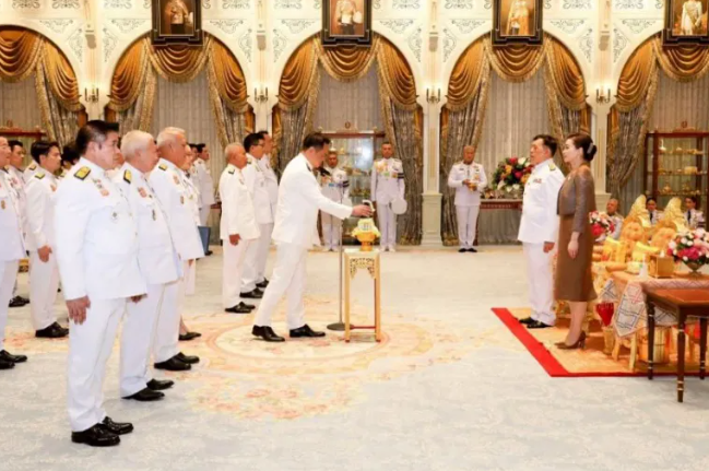 泰国新政府正式成立！成员宣誓就职！