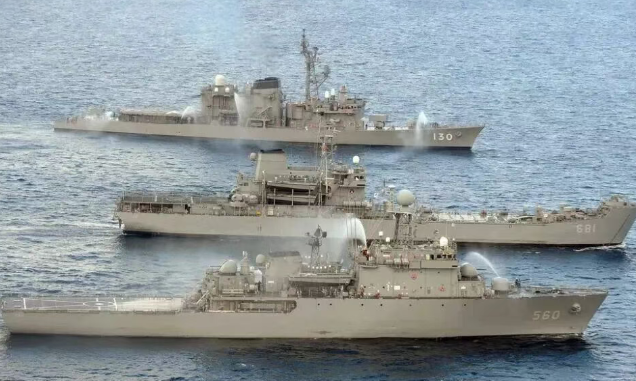 韩日关系疑似决裂？韩方通知日本暂停原定本月举行的联合演习，双方互不相让！