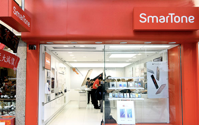 取出 SmarTone SIM 卡封存存放，充值香港卡依旧延长期限吗？